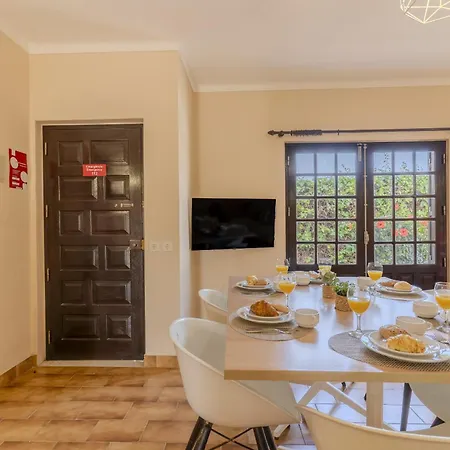 Villa #395 Sun & Pool T3 In Albufeira